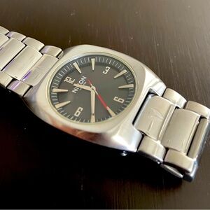 Nixon Tach Black Dial Stainless Steel Men's Watch 100m water resistant